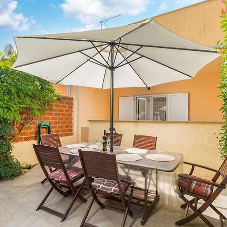Apartment Buneta With Relaxing Outdoor Area Liznjan Exterior photo